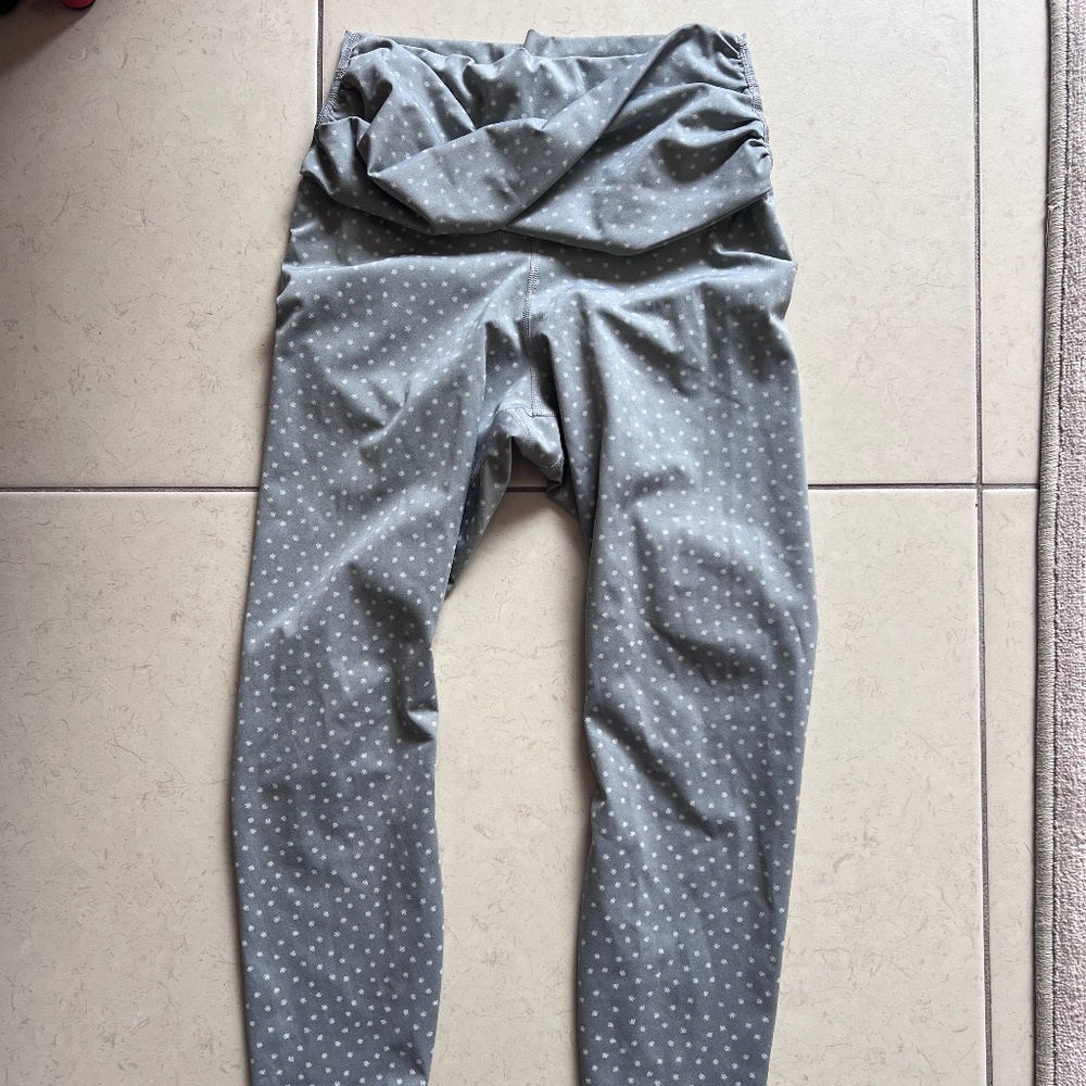 Nike DriFit High waist leggings Size Medium